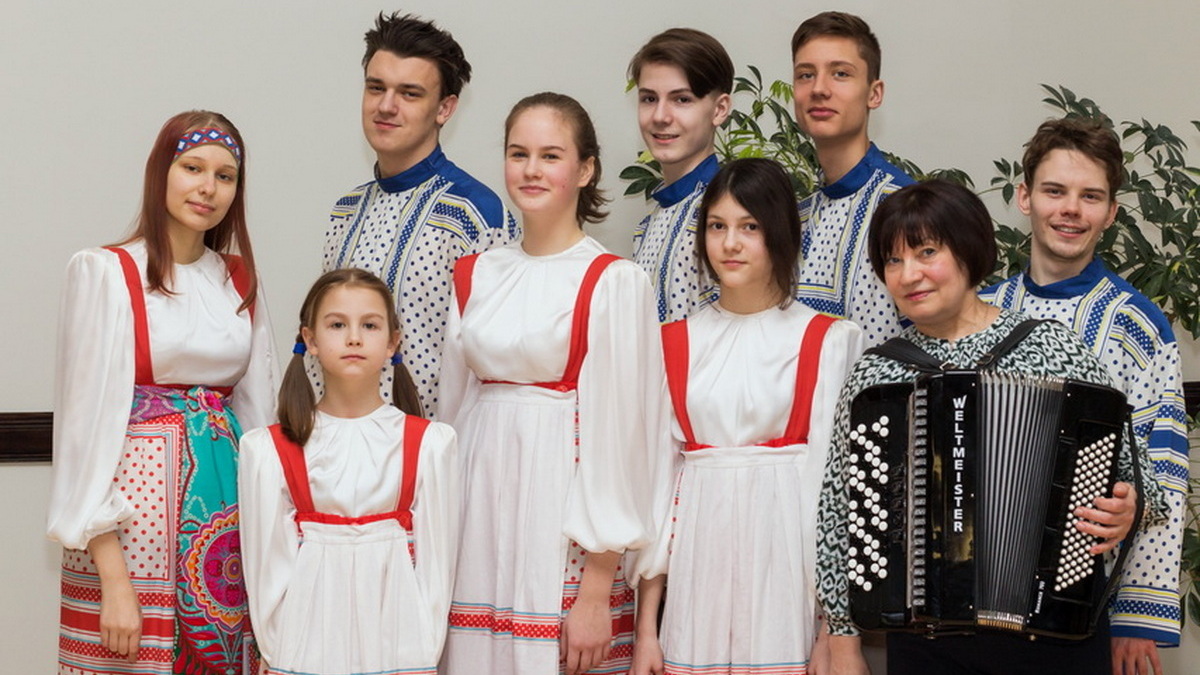 Детский фольклорный ансамбль «Кадриль»