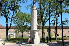 6. Памятник советским воинам, павшим в Великую Отечественную войну 1941-1945. г. Нарва, 23.05. 2014. Фото Александра Хмырова