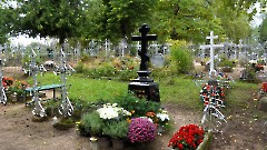 09. Пюхтицкий Успенский ставропигиальный женский монастырь. Кладбище. 1 сентября 2025 г. Фото Александра Хмырова