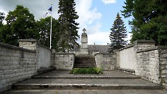 14. Кулламаа. Церковь, погост и кладбище. Фото - Александр Хмыров, 22 июля 2023 г.
