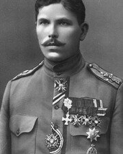 yulius-kuperyanov-v-mundire-russkoj-imperatorskoj-armii-1917-god