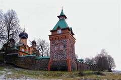 23-pyukhtitskij-monastyr-17-dekabrya-2015-g-foto---aleksandr-khmyrov
