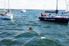 На таллинском рейде отдали дань памяти погибшим морякам