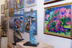 С открытия выставки Владимира Бачу «Времена года»