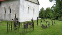 Noarootsi kirikuaed ja kalmistu