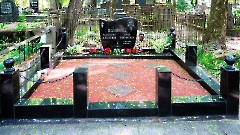 29. Таллин. Кладбище Александра Невского. Поляков Юрий Тимофеевич (1953-2017). Фото - Александр Хмыров, 30 мая 2024 г. - 07
