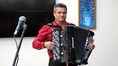 17. Открытие юбилейной выставки Сергея Волочаева. Центр культуры Kaja, 27 октября 2025 г. Фото- Александр Хмыров