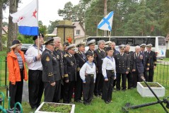 Церемония у памятника морякам с эсминца «Карл Маркс»