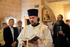 Освящение мемориальной доски в память о моряках, погибших во время Таллинского перехода