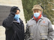 23 февраля в Таллине прошла церемония возложения цветов  к подножью памятника Воина-Освободителя