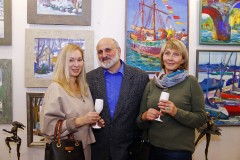 С открытия выставки Владимира Бачу «Времена года»