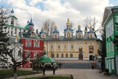 Свято‑Успенский Псково‑Печерский монастырь