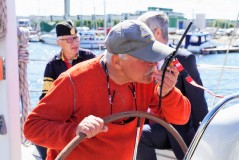 На таллинском рейде отдали дань памяти погибшим морякам