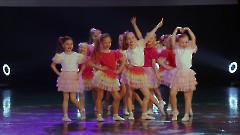 Фестиваль «Весенний праздник танца» прошёл в Центре русской культуры