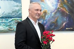 28. Открытие юбилейной выставки Сергея Волочаева. Центр культуры Kaja, 27 октября 2025 г. Фото- Александр Хмыров